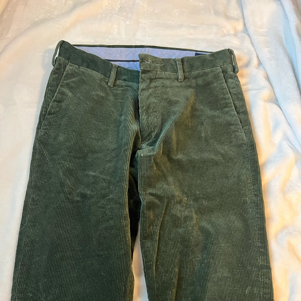 Green corduroy Ralph Lauren Pants, size 6, medium